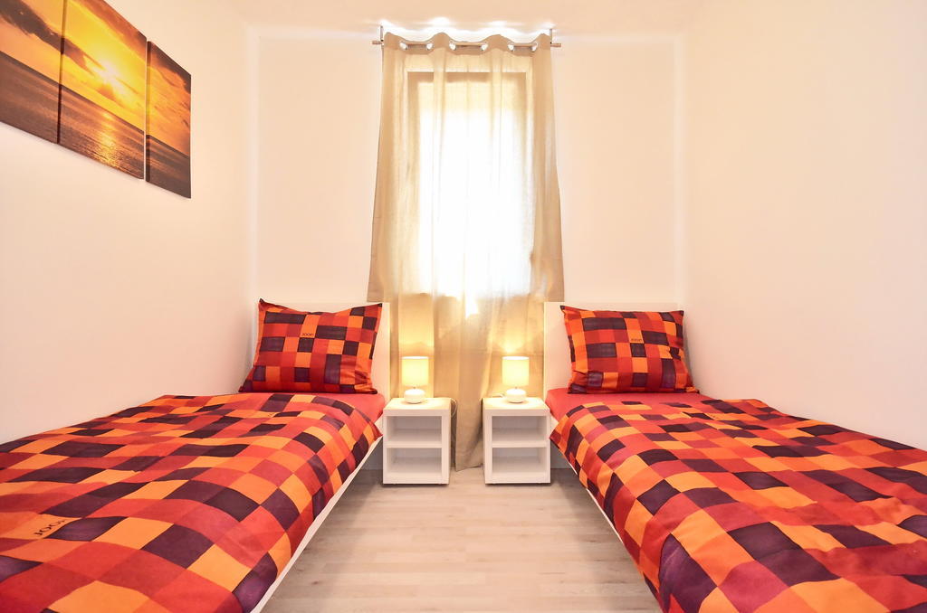 Bretia Apartments Sutivan Quarto foto